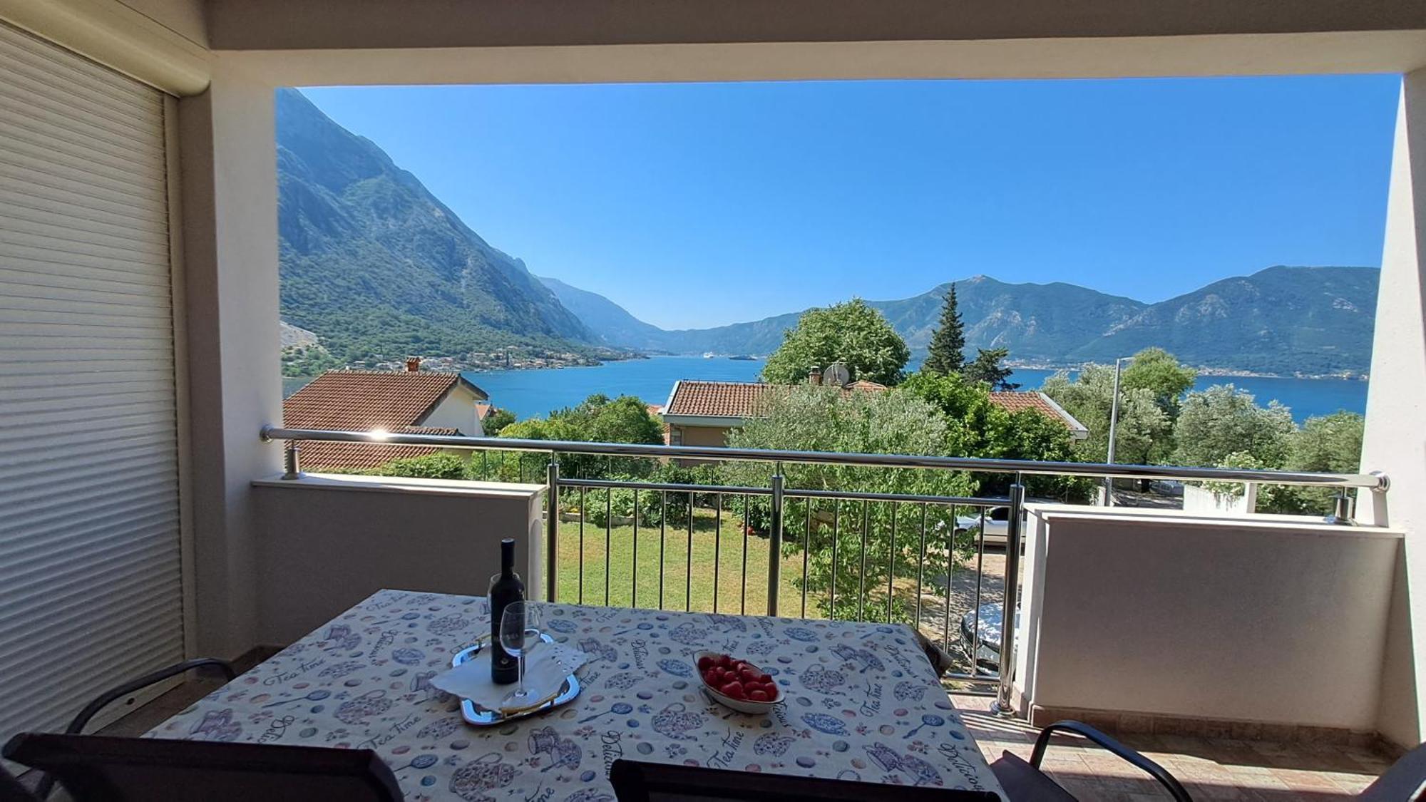 Apartments Nadja Kotor Zimmer foto